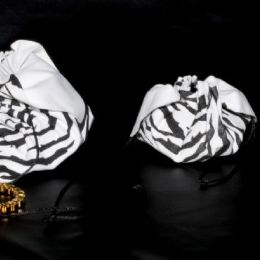 FOULARD FLOWER FLOCK ZEBRA