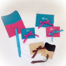 LILLY IN FLOCCATO BICOLOR MIS 9X7 CM AZZURRO-FUXIA E MARRONE-BEIGE